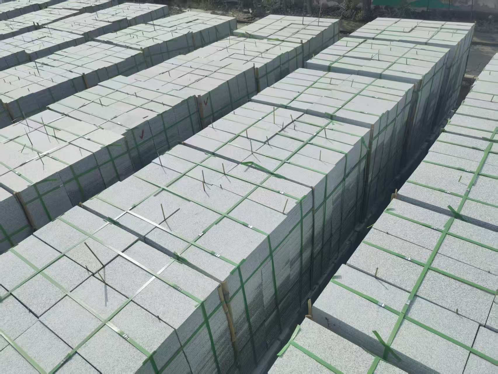 固原 芝麻白1.8公分火烧300*600地铺，清仓大甩卖